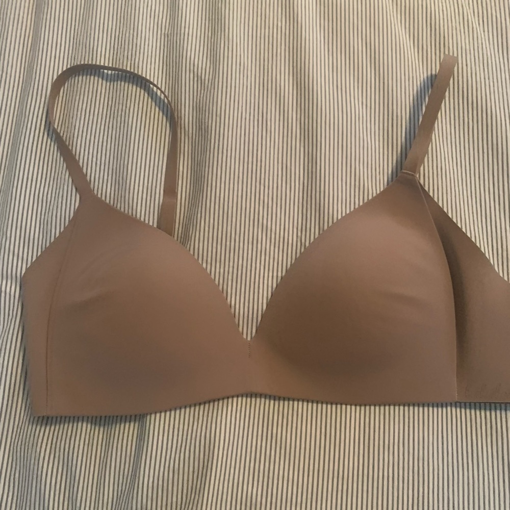 Lululemon push up bra